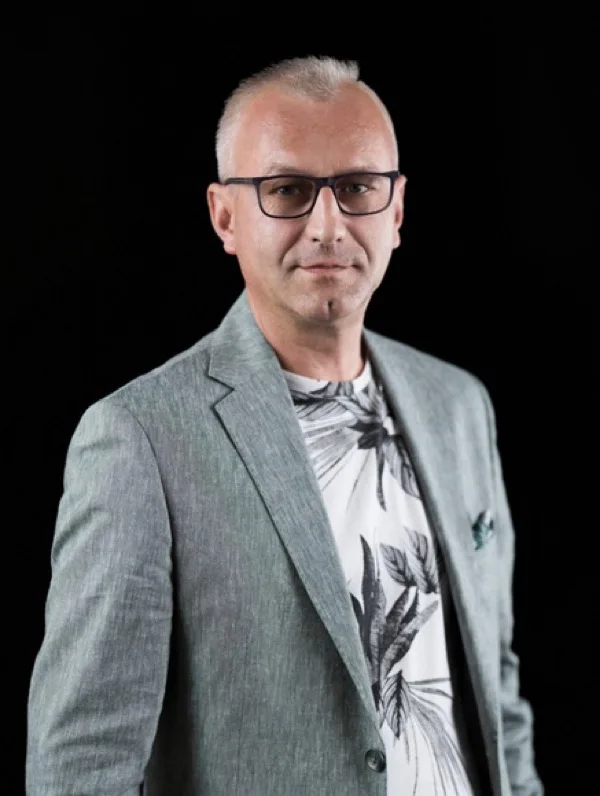 Robert Ożóg, PHU Relaks