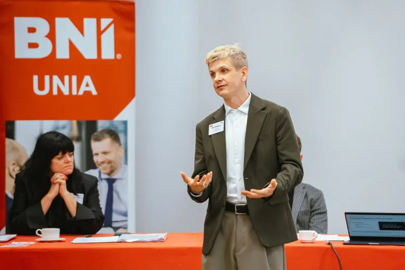 Prezentacja przy rollupie BNI UNIA